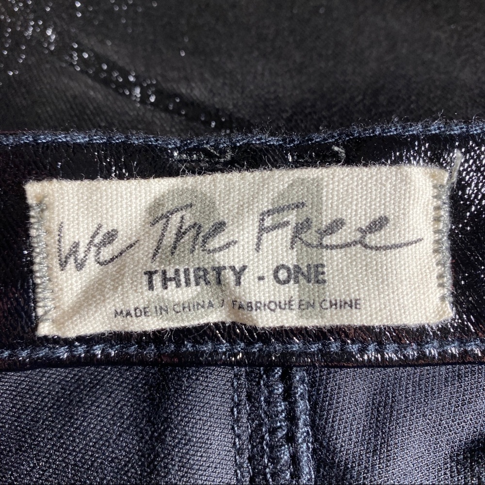 Free People Phoenix Coated Skinny Jean in Liquid Black (31) - Picture 5 of 9